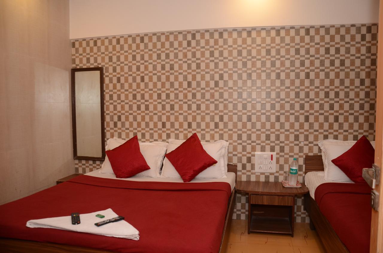 Anil Guest House Mumbai Exterior photo
